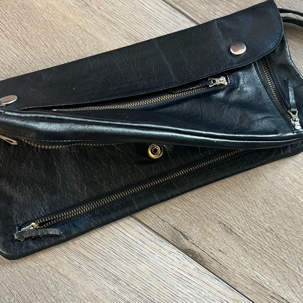 Vintage Columbia soft natural leather clutch